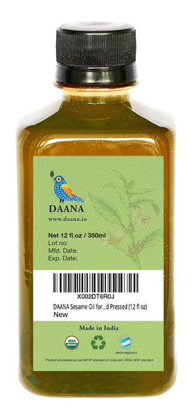 DAANA scalp massage in use demonstrating nourishing scalp conditioning benefit