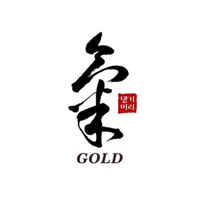 Daeng Gi Meo Ri herbs and ginseng ingredients laid out showing natural nourishment benefit
