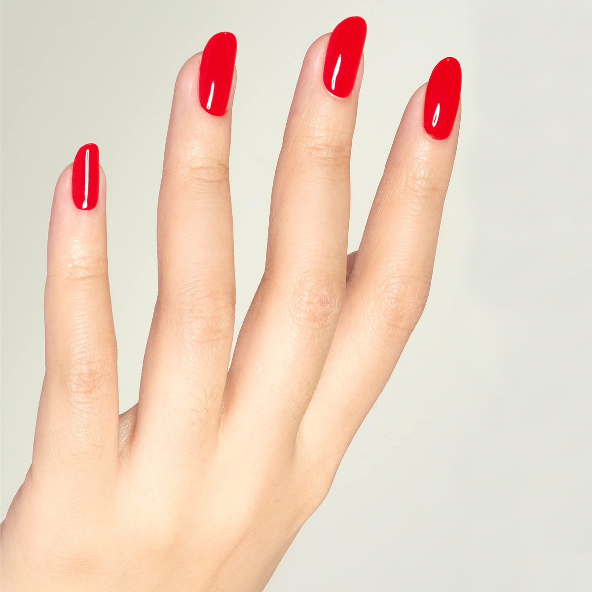 DAISY DND bottles side by side highlighting matching gel and lacquer