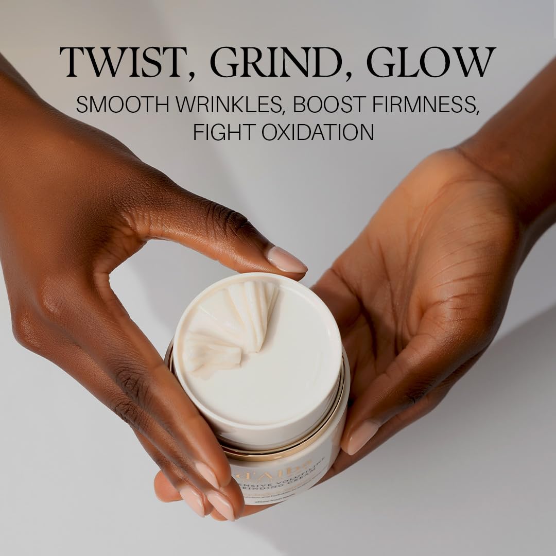 d'alba Piedmont cream texture closeup showing melting formula for deep moisturization