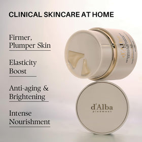 d'alba Piedmont spatula in use demonstrating hygienic application and precise dosing