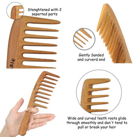 Darık Profesyonel Ahşap comb used on wet hair showing gentle detangling benefit