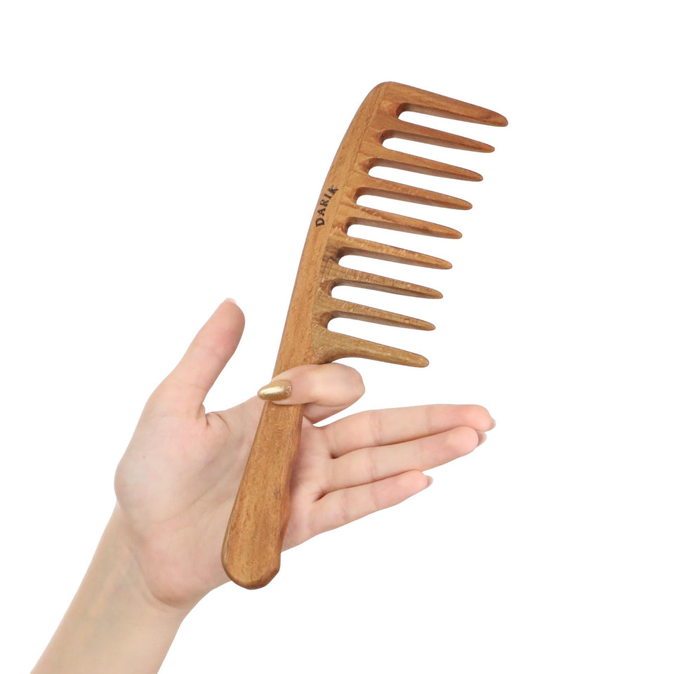 Darık Profesyonel Ahşap front view wide-tooth comb showing natural wood benefit