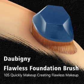 Daubigny bristle texture detail showing soft, firm fibers that minimize product waste