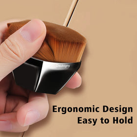 Daubigny hexagon petal-shaped handle detail for comfortable grip control