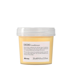 Davines DEDE conditioner front bottle showing clean design and size benefit