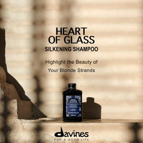 Davines blue shampoo being poured highlighting pigment action
