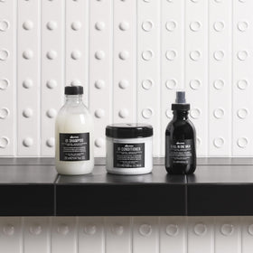 Davines OI conditioner paired with OI oil shows improved shine result