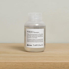 Davines VOLU back label ingredients and usage information benefit
