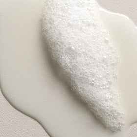 Davines VOLU turnip root extract close-up highlighting natural ingredient benefits