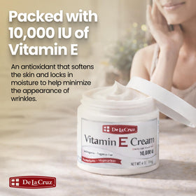 De La Cruz cream on hand demonstrating easy spreadability and hydration