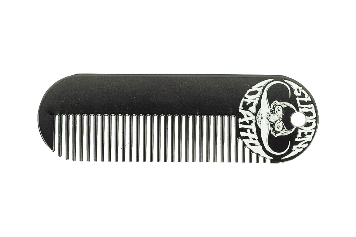 Death Grip close-up of fine-tooth spacing for precise grooming and no-pull styling benefit