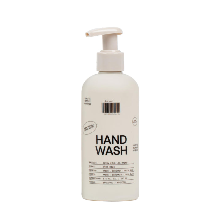 DedCool bottle front packaging showing label and elegant pump, communicates clean hydration