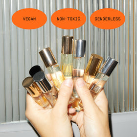 DedCool bottle and box flatlay conveying stylish, travel-ready packaging benefit