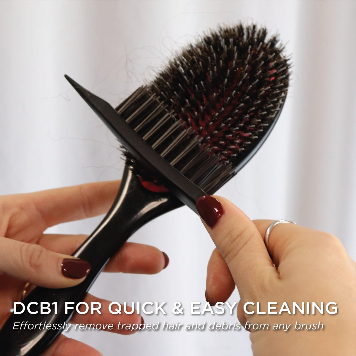 Denman DBC1 ergonomic handle for comfortable grip during extended cleaning