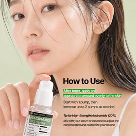 DERMA FACTORY serum applied on hand, highlighting non-sticky finish and hydration benefit