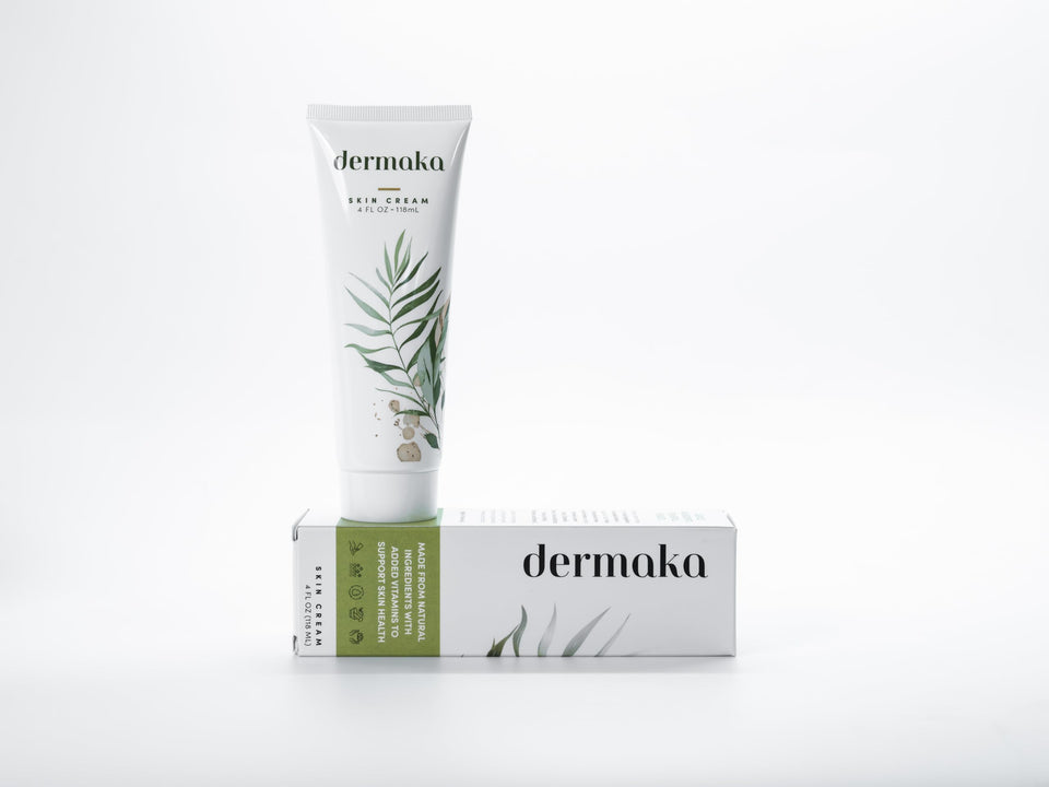 Dermaka jar front label showing product name and benefits
