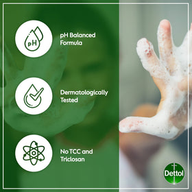 Dettol cool pouring droplets into hand demonstrating easy dispensing benefit