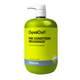 DevaCurl front bottle showing 32 fl oz and Green Oasis label, highlighting hydration