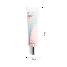 DHC powder-gel close-up texture demonstrating mattifying and pore-blurring