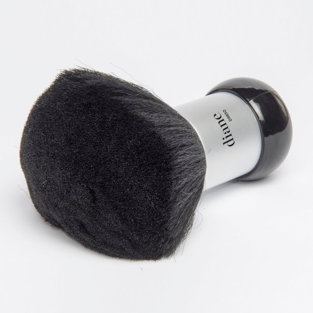 Diane ergonomic handle image showing grip design for fatigue reduction during use