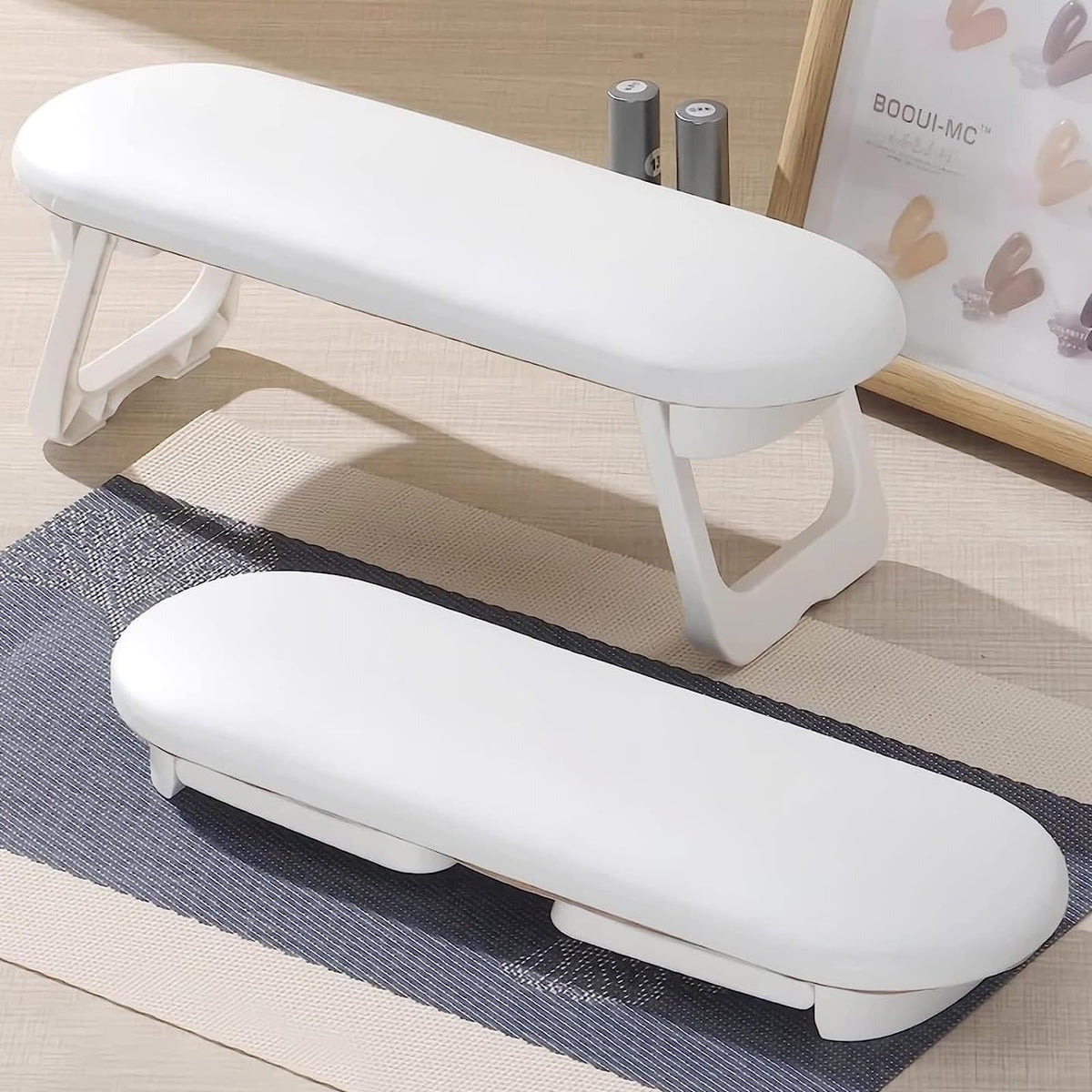 Diesisa front view arm rest showing compact design and comfortable support