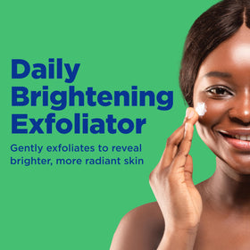 Differin tube label close-up highlighting ingredients and clear skin benefits