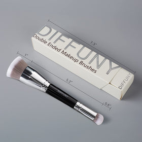 DIFFUNY close-up of flat-top kabuki bristles for smooth, streak-free blending