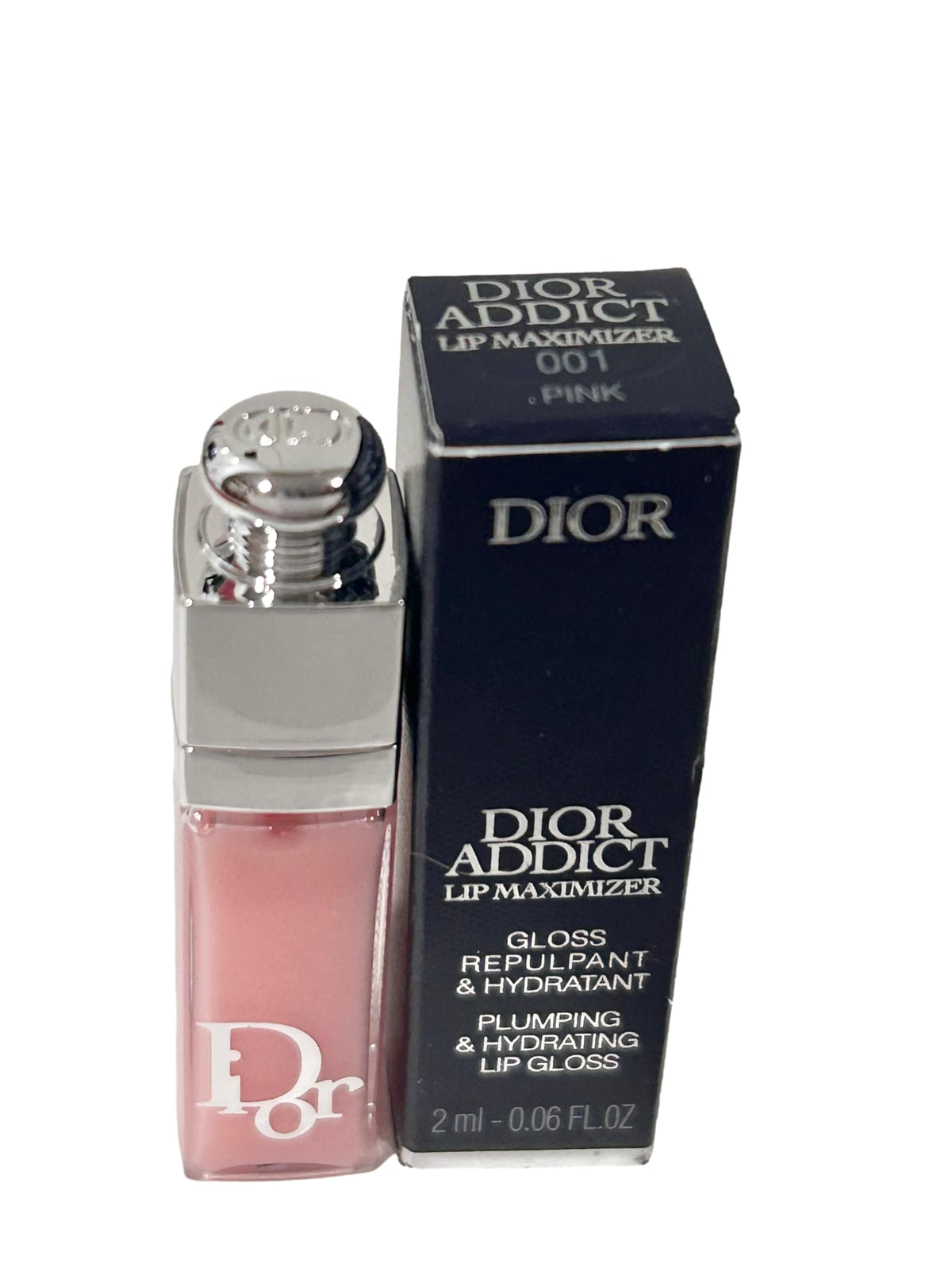 Dior Addict applicator close-up highlighting wand tip for precise application