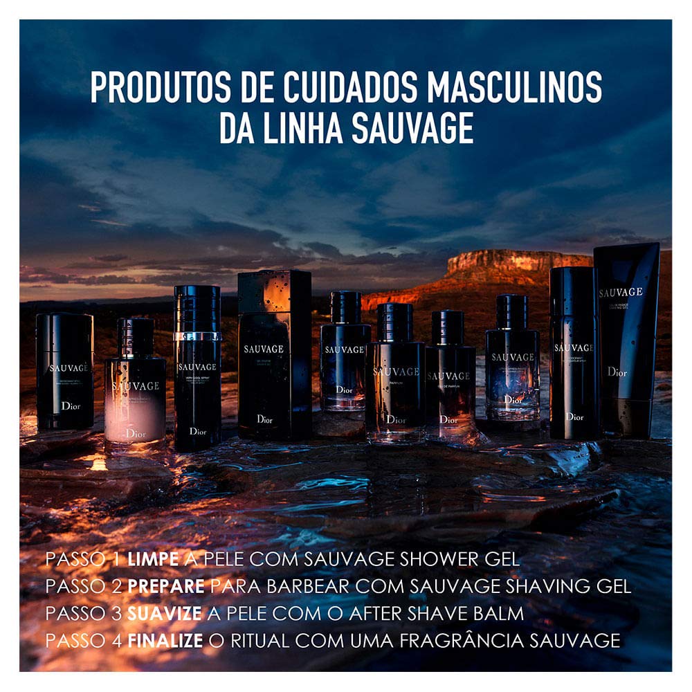 Dior Sauvage packaging box indicating official retail presentation and gift-ready benefit