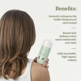divi close-up cream texture highlighting lightweight, non-greasy feel