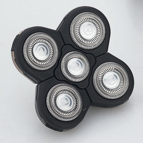 DmStore close-up of stainless steel blades highlighting sharpness for cleaner shaves