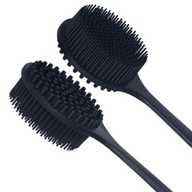 DNC close-up of soft silicone bristles for gentle cleaning and faster lathering