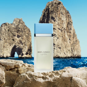 Dolce&Gabbana Light Blue label close-up showing branding and authentic finish benefit