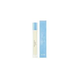Dolce&Gabbana Light Blue cap detail highlighting secure closure and leak-resistant benefit