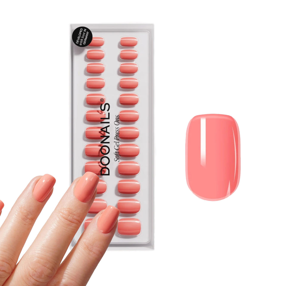 DOONAILS front packaging showing kit contents and branding for quick setup