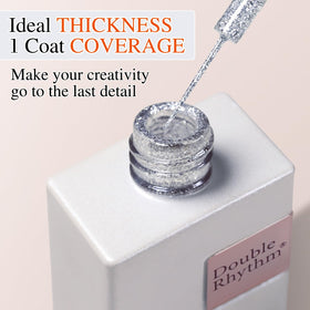 Double Rhythm nail showcasing chrome accent line that boosts manicure contrast