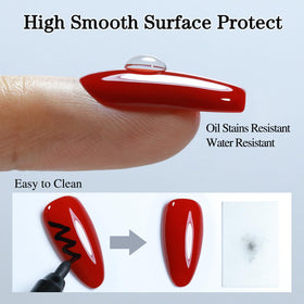 Double Rhythm size comparison with a hand showing 15ml bottle scale benefit