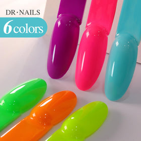 Double Rhythm color swatches on fingertips demonstrating vibrant coverage