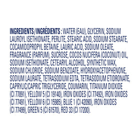 Dove recycled-plastic label highlighting sustainability and eco-friendly benefit