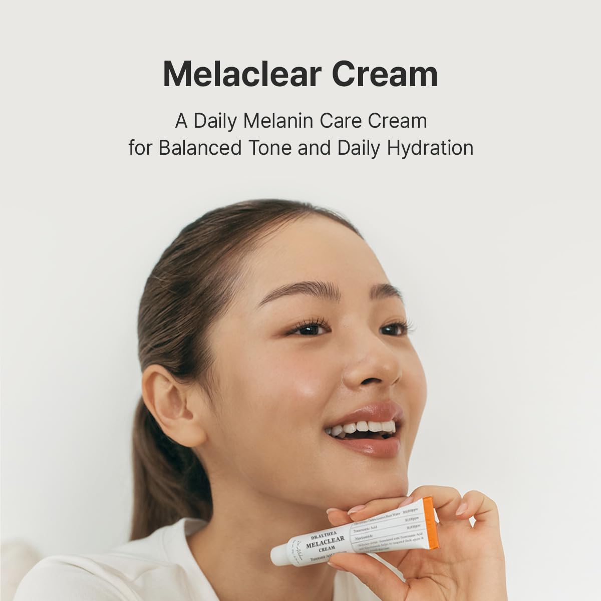 Dr.Althea Melaclear open jar texture highlighting lightweight absorbent formula