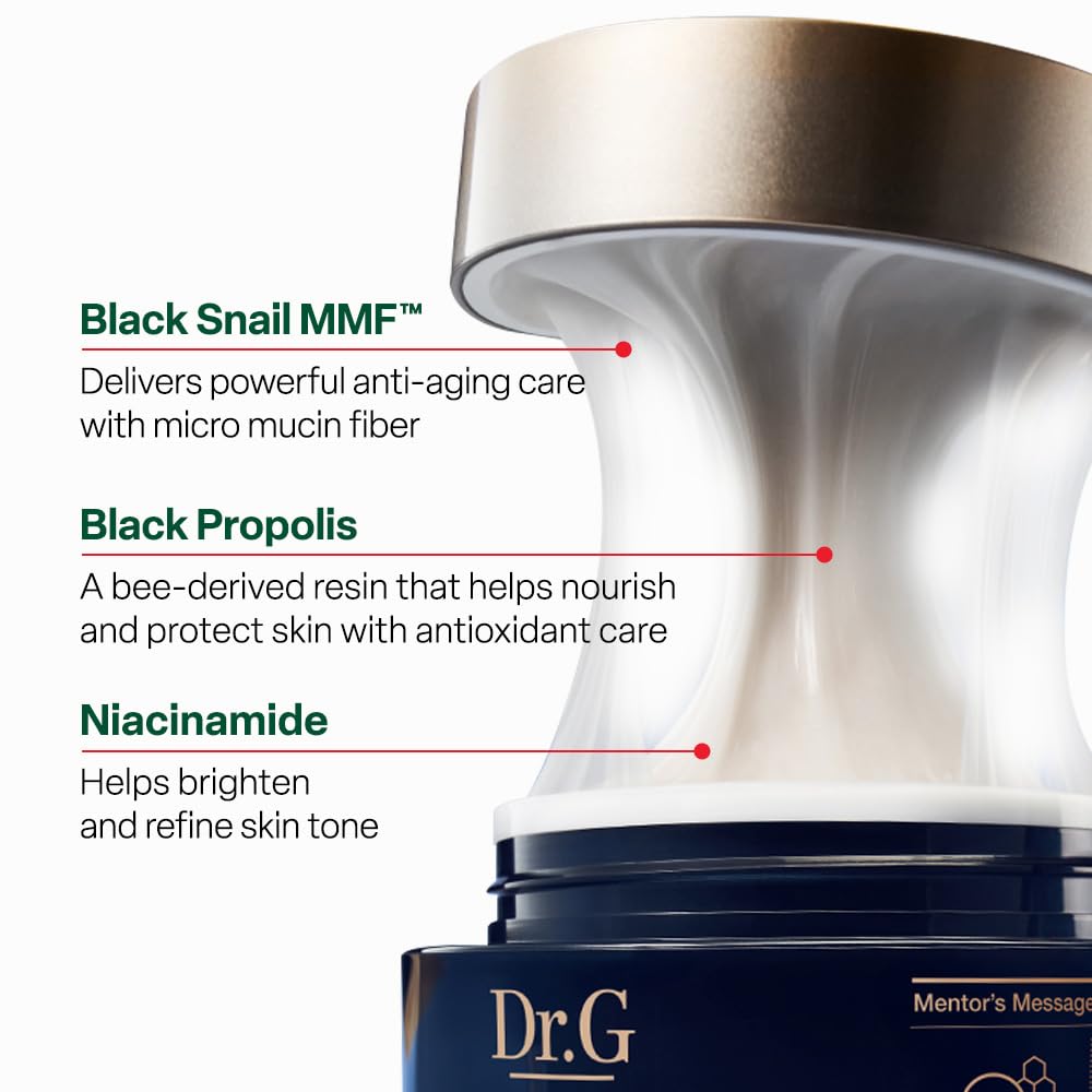 Dr. G small spatula with cream demonstrating hygienic application benefit