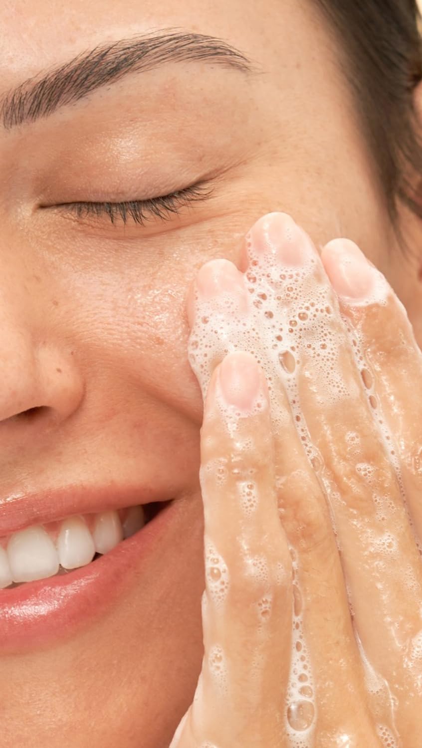 Dr. Loretta label close-up showing key ingredients and benefits