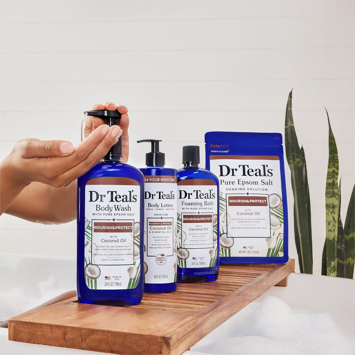 Dr Teal's ingredients label zoom highlighting nourishing components benefit