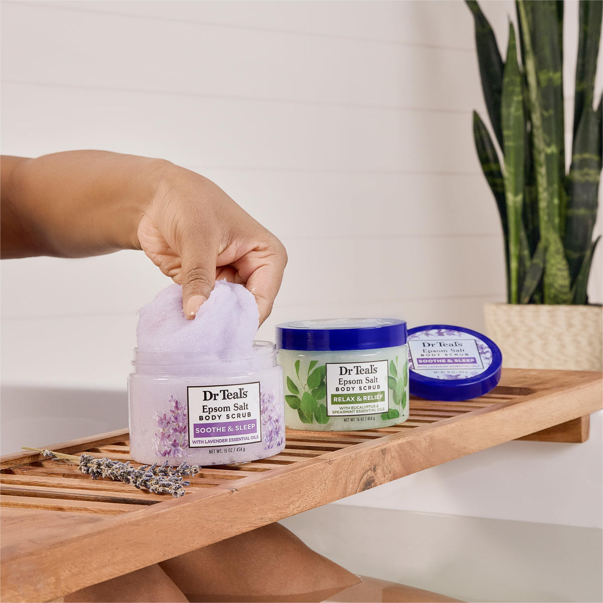 Dr Teal's product label ingredients list highlighting paraben-free benefit