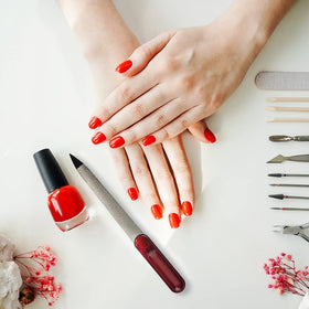 DreamCut in use on fingernail, neat edge shaping benefit