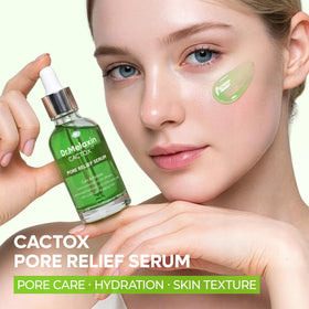 Dr.Melaxin dropper dispensing clear serum illustrating controlled application