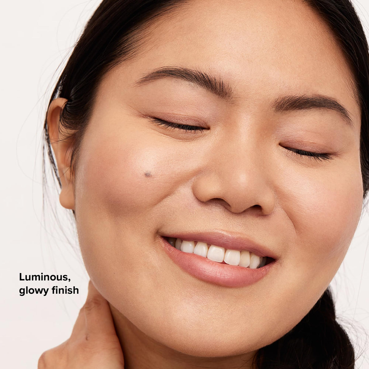 DRMTLGY applied on skin demonstrating even blend and no white cast