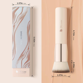 DUcare brushing powder across skin demonstrating soft finish