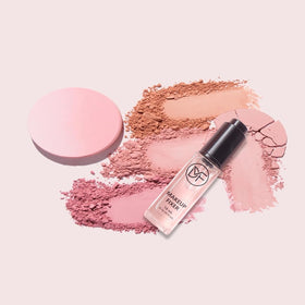DuralineMakeupFixer droplet on palette demonstrating easy mixing and control